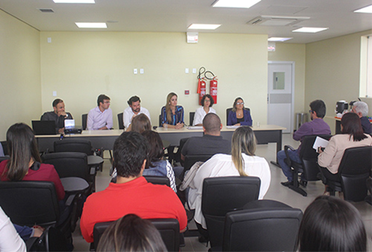 Hospital Metropolitano recebe gestores municipais de saúde para tratar da regulação dos atendimentos