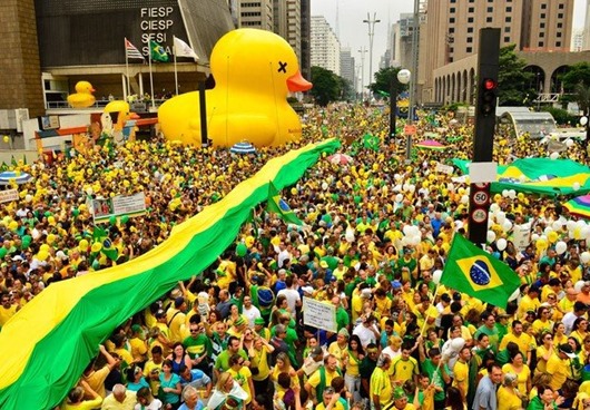 manifestação contra Dilma_imagem da internet