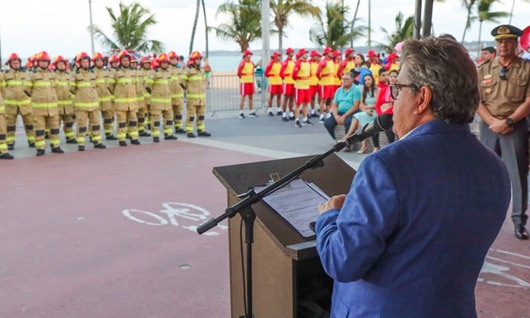 Azevêdo_bombeiros