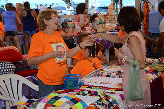 Feira-de-Mulheres-Artess-do-Cendac