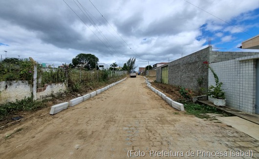 calçametnto_Rua Maria Medeiros_Prefeitura de Princesa Isabel