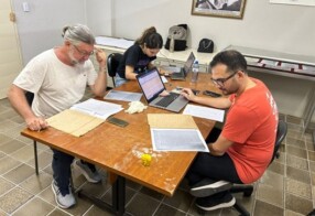 Pesquisadores digitalizam manuscritos de José Américo, na FCJA